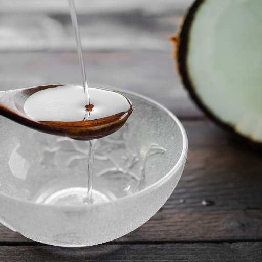 Natürliches Glyceryl Caprylate – aus Kokosöl & mildem Alkoholen gewonnen zur sanften Hautpflege